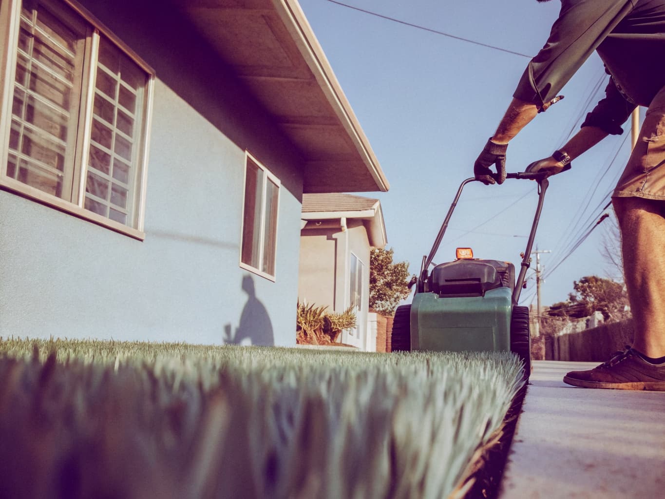 Professional lawn care service in Southern California